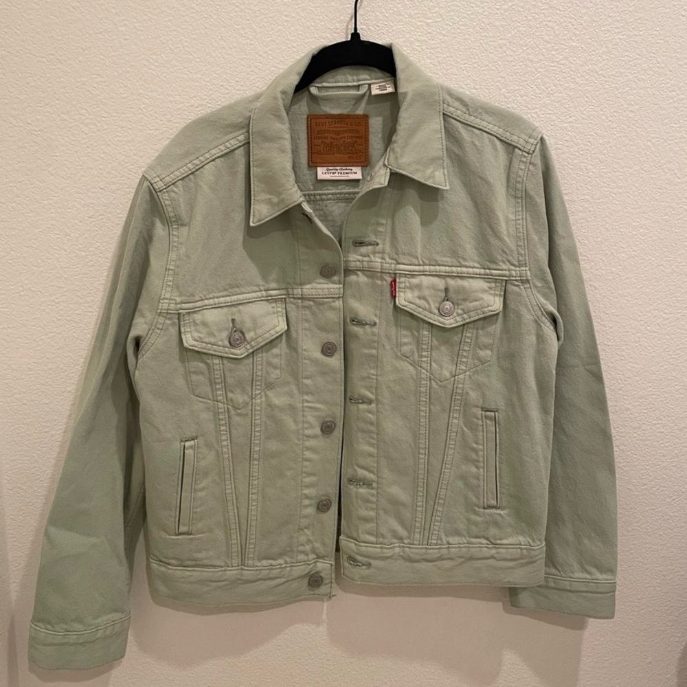 Levi’s Premium Women’s Trucker Jacket - XS